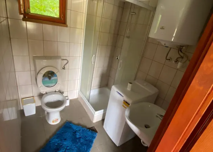 Baber Apartmanhaz Balatonakarattya 3* Balatonkenese