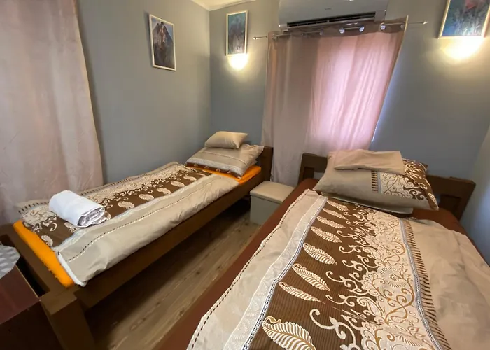 Baber Apartmanhaz Balatonakarattya Gasthuis Balatonkenese