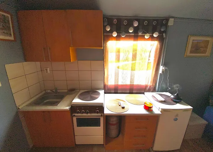 Gasthuis Baber Apartmanhaz Balatonakarattya